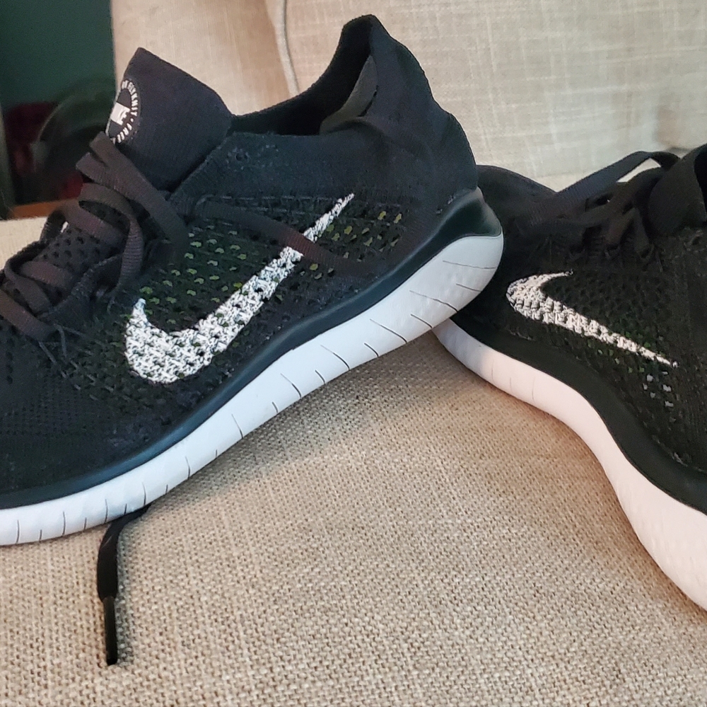 Nike Free RN Flyknit size 8